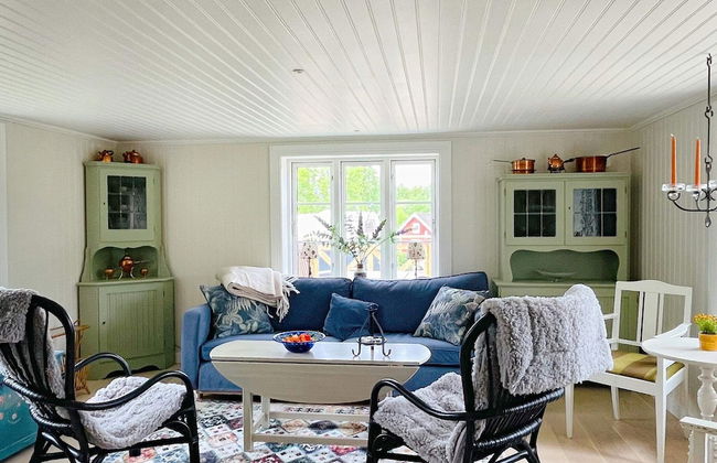 4 Person Holiday Home in Allingsas, Sverige - Foto 13