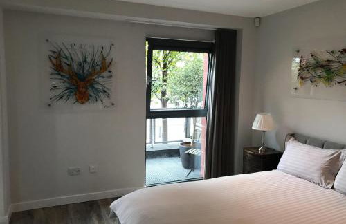 Riverside West End Apartment - Foto 29