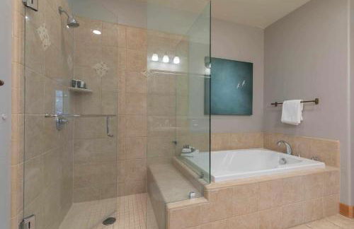 The Cottages - Ski Shuttle, Ski Valet - 3-Bedroom - Photo 30