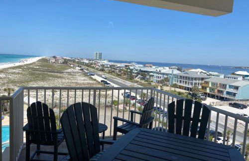Pensacola Beach Gulf-Front 2BR Condo with Pool & Hot Tub - Photo 3