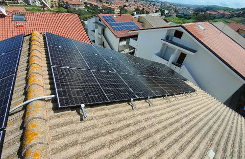 Ampio attico vista mare tra comfort e tranquillità - Foto 2