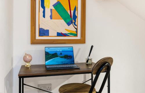 Modern 5B House - Ideal for Contractors & Families - Photo 10