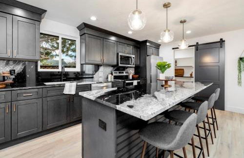 Mid Century Modern Boise-River Bungalow w/ Hot Tub - Foto 33