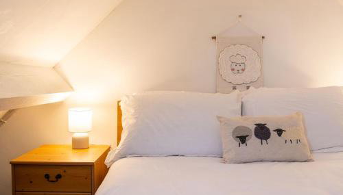 Cosy Cotswolds Cottage Farm Stay - Shepherds Rest - Foto 4