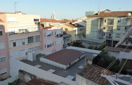2-bedroom flat in Moscavide near FIL and Arena - Photo 34