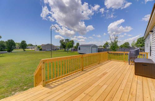Family Home and Fire Pit and Deck, 11 Miles to Beach! - Foto 28