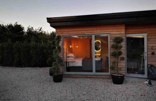 Amazing Cottage & detached Annex sleeps 8, Extra Deep Hot tub, Super Fast wifi, New for 2024 is the addition of Wood Fired Sauna - Foto 14