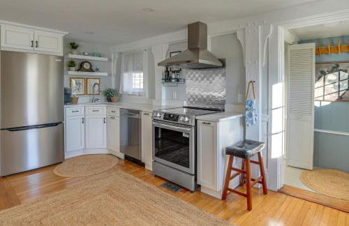 Escape to Cape Ann | Steps to Beach and Pier! - Foto 11