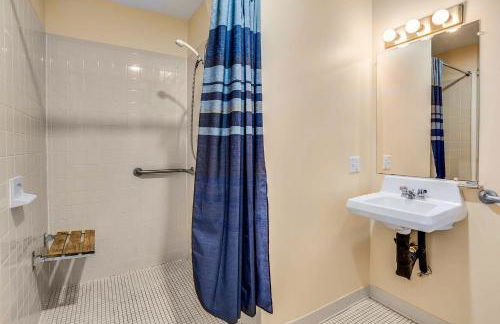 Love Ridge Mountain Lodging - Foto 60