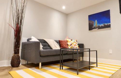 Best of Brookland Family Friendly w Private Parking - Photo 3