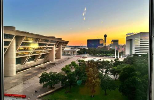 Downtown Loft- Pool -Free Parking -2026 World Cup - Foto 5