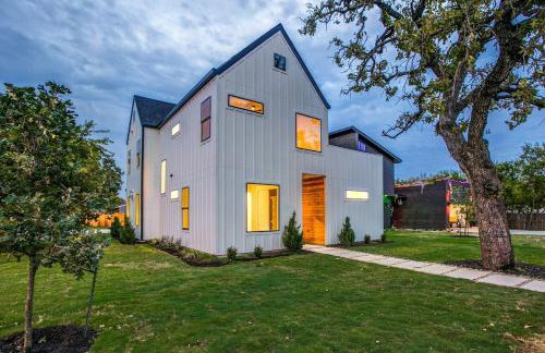 Actually walkable to square & Private Heated Pool - Foto 17