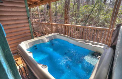 Luxury Cabin Sleeps 8 with creekside fire pit near Helen GA - Foto 40