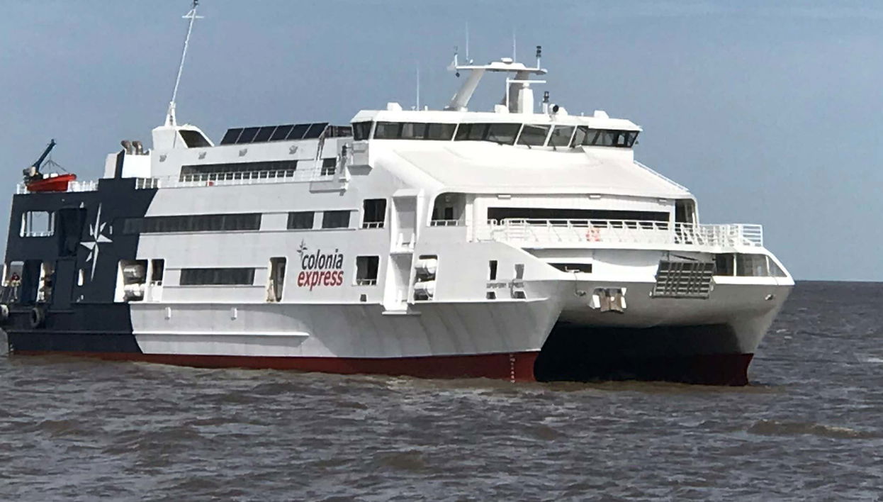 Ferry entre Buenos Aires y Colonia del Sacramento