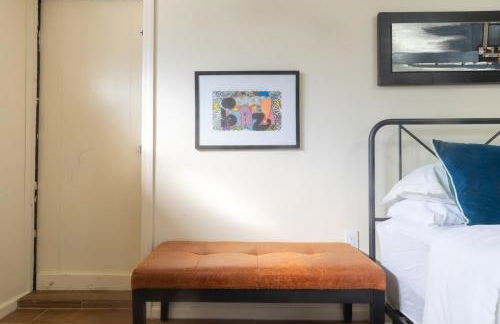 Bright 3bed basement with backyard & free parking - Foto 23