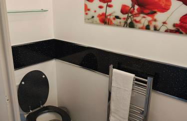 Manchester City Deluxe 4-Bed near Etihad Stadium & C0-0P Arena, Sleeps 9 - Foto 40