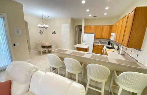 Spacious Family Escape 2 Masters Pool Hot Tub Pool Table & BBQ - 2 Miles Disney - Foto 30