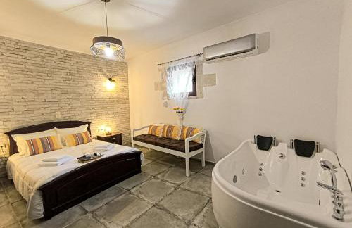 Achlades The Mountain Paradise Villas - Suite with a Private Jacuzzi, Pool, and a Balcony with an Amazing View! - Foto 6