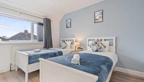 Centrally Located 4BR House By Hyped Properties Short Term Rental Agency With Free Parking Wolverhampton - Foto 3