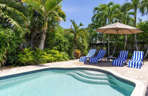 Spacious 3-Bedroom Villa with Heated Saltwater Pool and Fenced Yard in Oakland Park - Foto 10