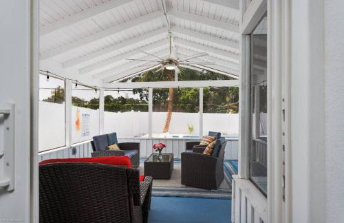 Quaint Cottage in a South Sarasota Neighborhood - Foto 12