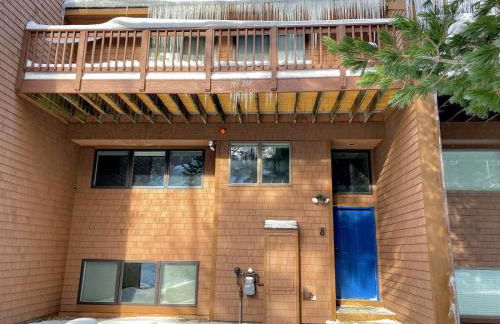 R8 Luxury Bretton Woods Ski-In Ski-out townhome next to beginner ski area w fast wifi and keyless entry - Foto 92