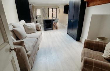 Beverley Town Centre luxury cottage - Photo 20