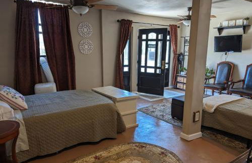 Rustic Rooms Barn Loft (Upstairs Studio Apartment) Near Kings Canyon & Sequoia National Parks - Foto 9