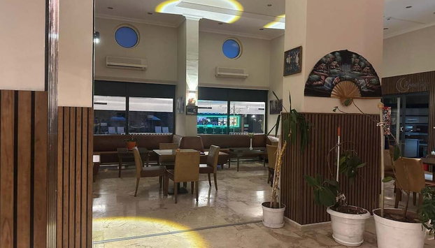 Golden Moon Apart Hotel - Foto 5, Sitzecke in der Lobby
