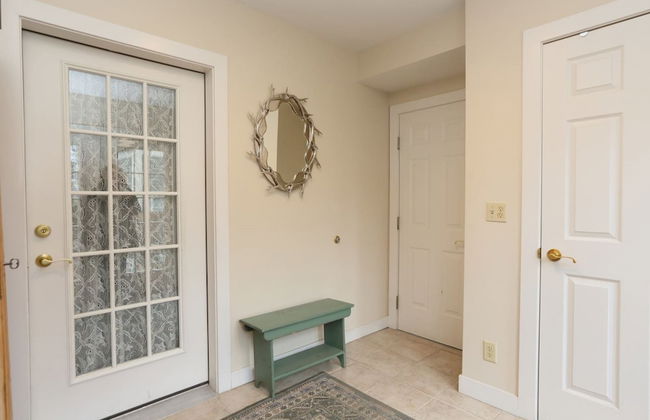 Upscale 3BR Topnotch Overlook - Foto 9