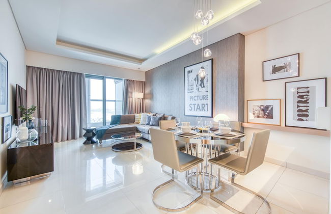 Maison Privee - Cool Dubai Apt next Burj Khalifa & Design District - Photo 9