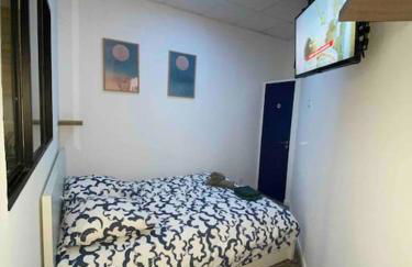 Apt Charmant, Proche Gare et Centre Historique - Climatisation et WiFi - Foto 16