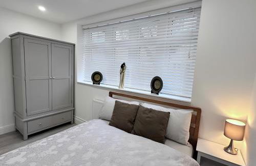 Watford Junction Oasis - Modern 3BR Ensuite with Garden - Foto 3
