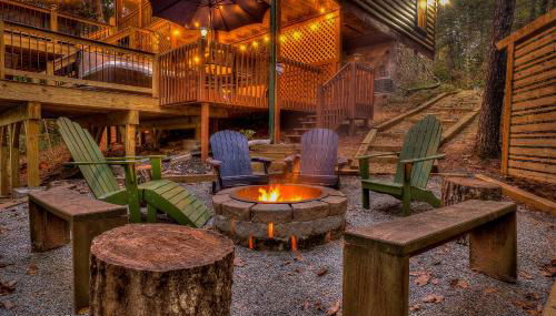 Golden Eagle GA Cabin - Hot Tub, Firepit & Fast WiFi - Foto 4