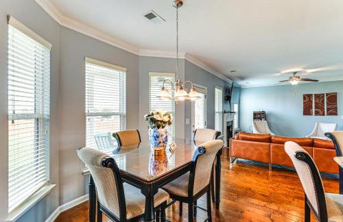 Spacious Family Home with Patio in Graniteville! - Foto 5