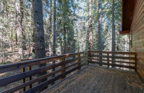 Interlaken on the West Shore by Tahoe Getaways - Pet Friendly 3BR, Close to Skiing & Walk to the Lake! - Foto 22