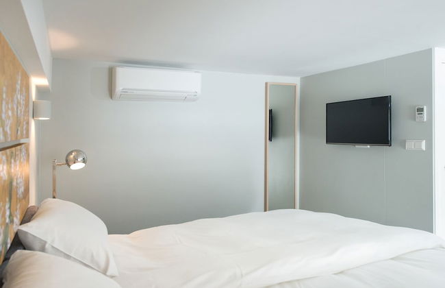 BizStay Park Central Apartments - Photo 25