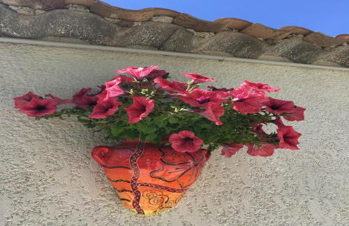 Tranquil Villa with Pool - Foto 37