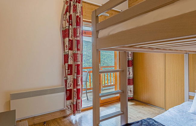 5 bedroom Apartment in Vaujany with swimming pool and terrace - Photo 15