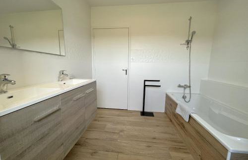 Maison proche sentier littoral et mer, pour 8 personnes - Foto 35