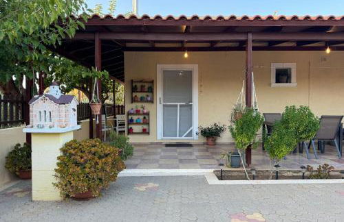 Golden Horizon Retreat, tranquil atmosphere next to the sea! - Photo 1