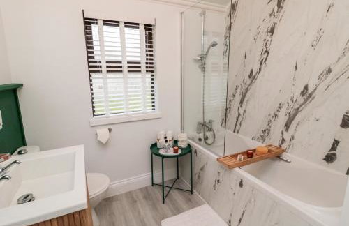 The Treeline - Foto 22