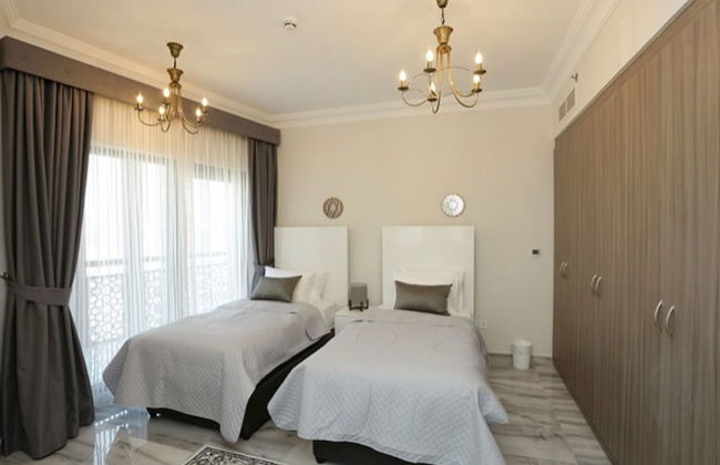 Marbella Luxury 2 Bedrooms Balcony - Photo 3