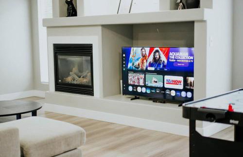 5040 Sqft l Sleeps 25 l Near Ski & Downtown SLC - Foto 2