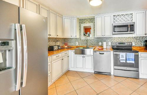 Less Than half Mi to Beach Access and Pier OBX Getaway - Foto 2