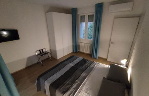 Grigio Perla Panigale, villetta con giardino, 3 camere, parcheggio privato fino 3 posti auto - Un oasi di tranquillità - Vicina all'Aeroporto, Unipol Arena e Fiera - Photo 23