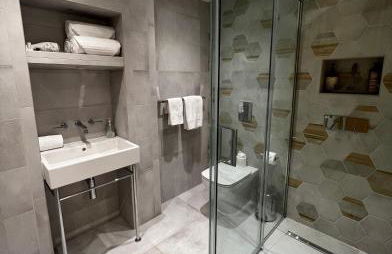 Modern Townhouse in the heart of Beaumaris - Foto 13