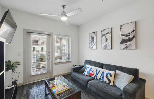 Modern 1BR near TPC Golf Free Parking and Wifi - Foto 12