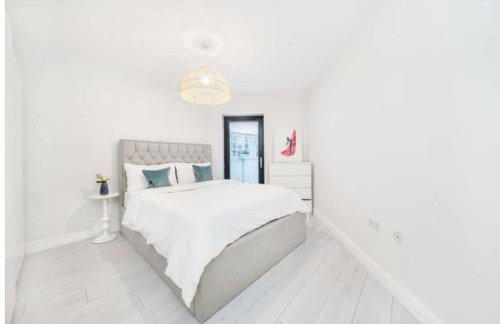 1 Bedroom Flat with Patio - Foto 3