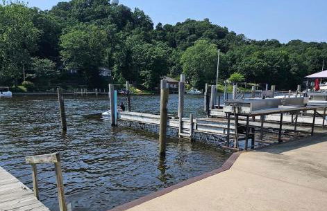 Riverside Suites - Unit A - Foto 26